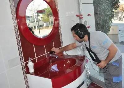 100% en uygun su kaçağı tespiti fiyatı ile İstanbul ve çevre illerde 7/24 su kaçağı tespiti hizmeti vermekteyiz. Ev ve iş yerlerinde herhangi bir sebeple oluşan su kaçaklarını özel dinleme cihazları ve termal kameralar gibi teknolojik cihazlarla kırmadan noktasal olarak buluyoruz. Belirlenen sorun aynı gün 2 yıl garantili olarak firmamız tarafından tamir edilmektedir.